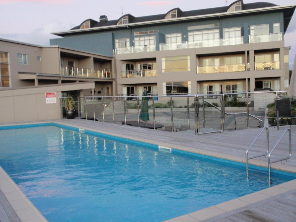Marina View Apartments Гисборн Экстерьер фото
