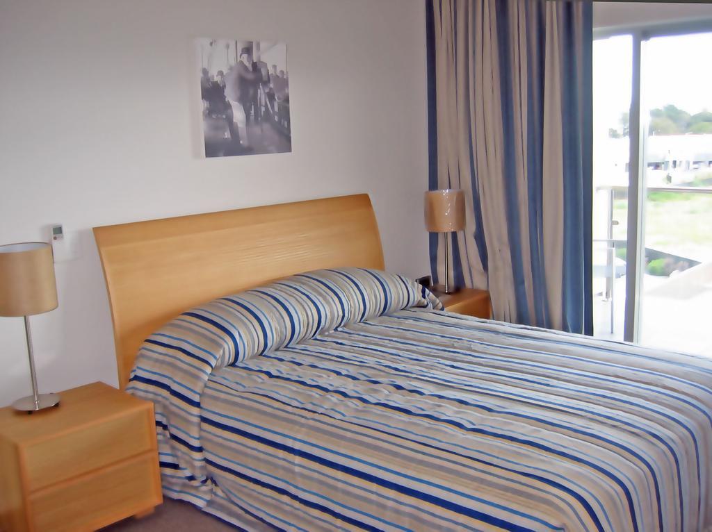 Marina View Apartments Гисборн Экстерьер фото