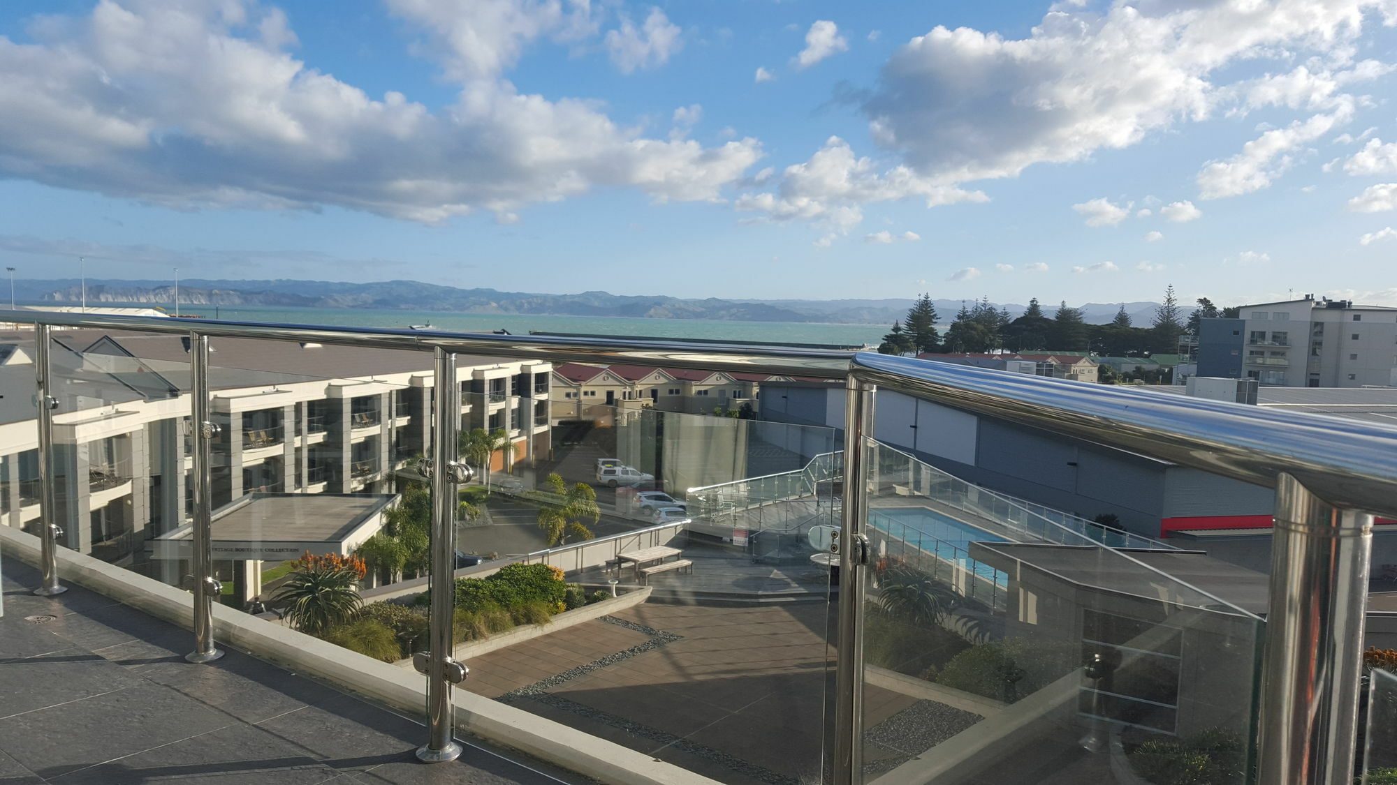 Marina View Apartments Гисборн Экстерьер фото